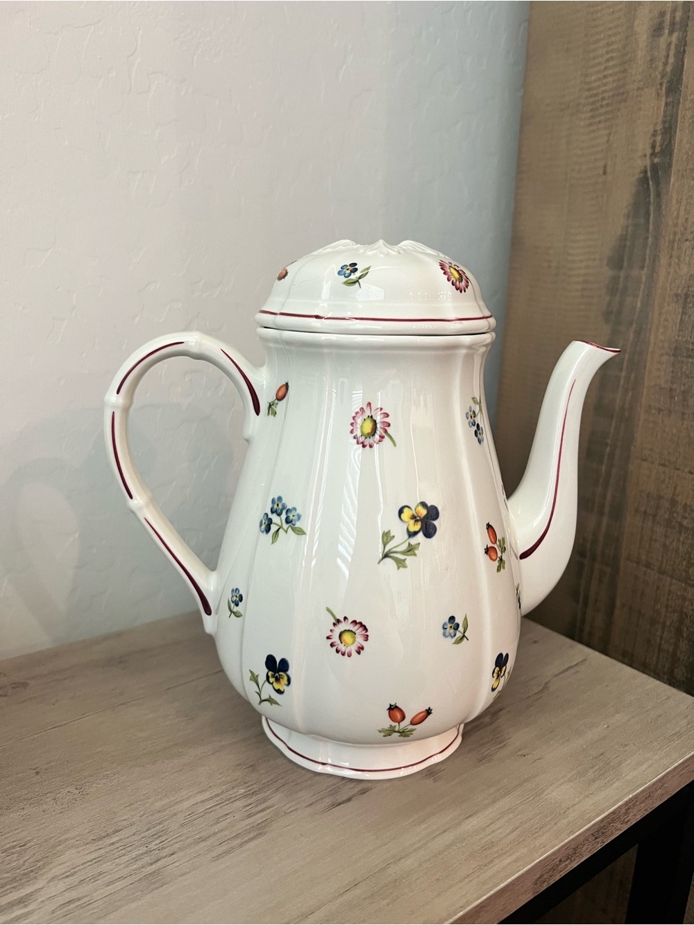 Villeroy & Boch White Porcelain Teapot with Multicolor Floral Accents